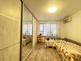Продается 1-комнатная квартира 40-летия Победы пр-кт, 18  м², 2200000 рублей