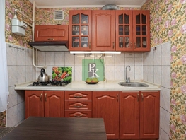 Продается 3-комнатная квартира Менжинского ул, 61.9  м&sup2;, 8300000 рублей